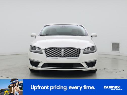 White 2019 Lincoln MKZ Reserve