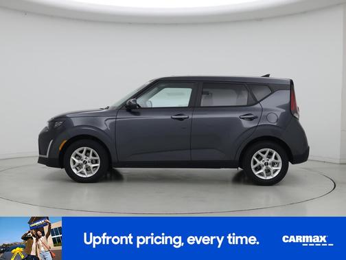 Gray 2025 Kia Soul LX