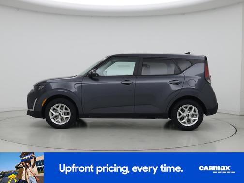 Gray 2025 Kia Soul LX