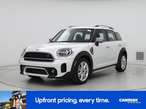 White 2024 MINI Countryman S