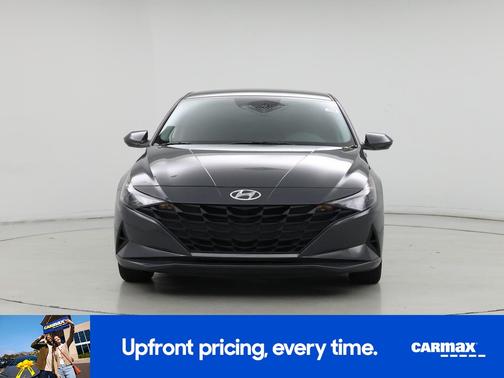 2023 Hyundai ELANTRA SE