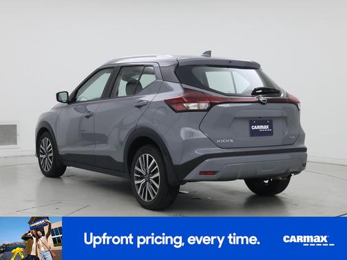 Gray 2023 Nissan Kicks SV