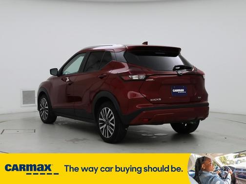 2022 Nissan Kicks SV