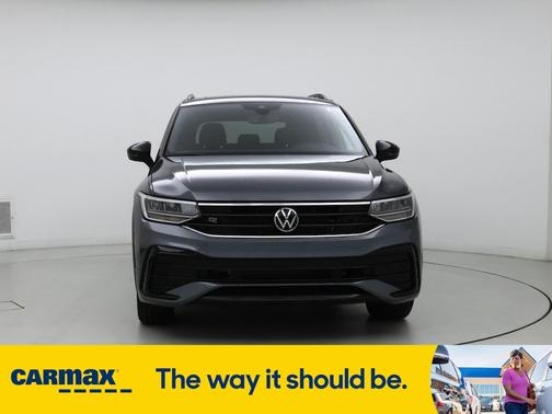2022 Volkswagen Tiguan SE R-Line Black