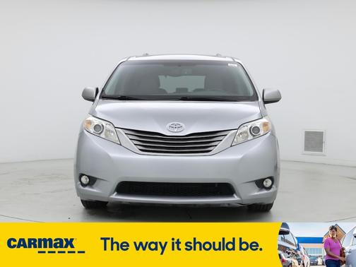 2016 Toyota Sienna XLE