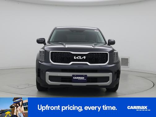 Gray 2023 Kia Telluride LX