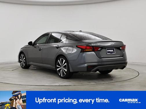 2022 Nissan Altima SR