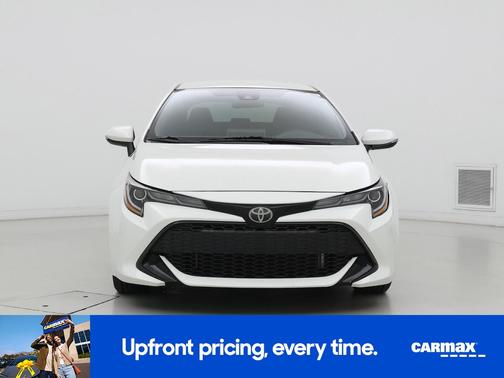 White 2019 Toyota Corolla Hatchback SE