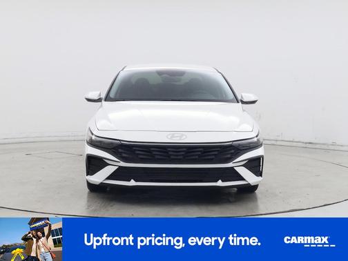 2024 Hyundai ELANTRA SE