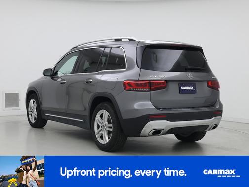 Gray 2021 Mercedes-Benz GLB 250