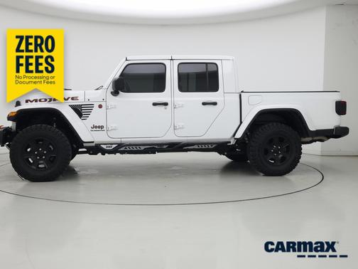 White 2022 Jeep Gladiator Mojave