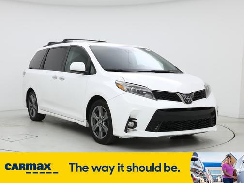 2018 Toyota Sienna SE