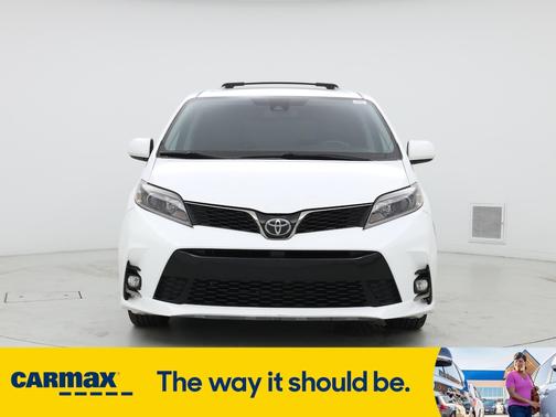 2018 Toyota Sienna SE