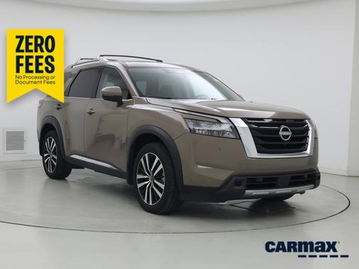 Tan 2025 Nissan Pathfinder Platinum