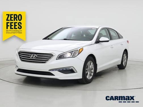 White 2015 Hyundai SONATA SE