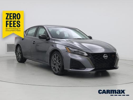 Gray 2023 Nissan Altima SR