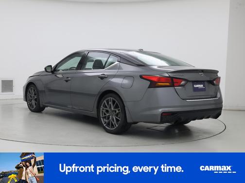 Gray 2023 Nissan Altima SR