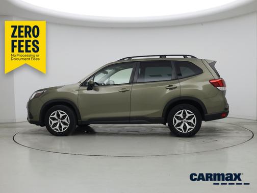 Green 2023 Subaru Forester Premium