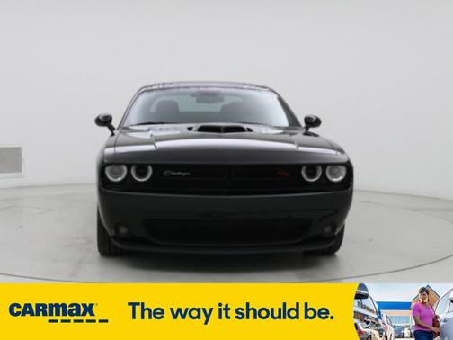 2016 Dodge Challenger R/T Shaker