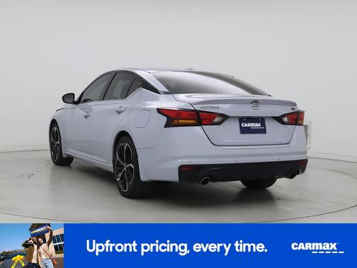 Gray 2023 Nissan Altima SR