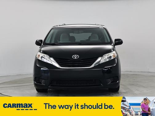 2014 Toyota Sienna LE