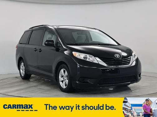 2014 Toyota Sienna LE