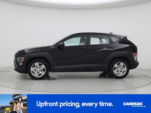 Black 2025 Hyundai KONA SE