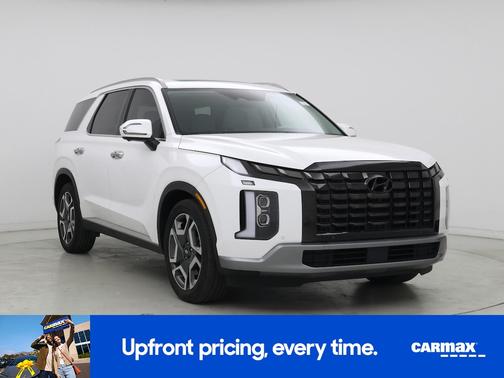 White 2024 Hyundai PALISADE Limited