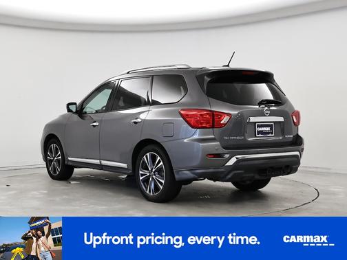 2017 Nissan Pathfinder Platinum