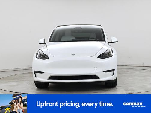 White 2024 Tesla Model Y Long Range