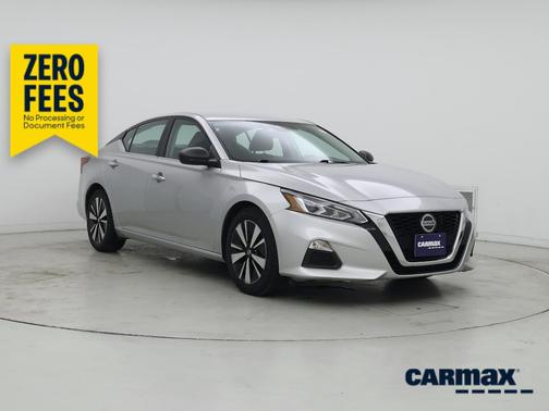 Silver 2021 Nissan Altima SV