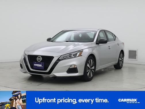 Silver 2021 Nissan Altima SV