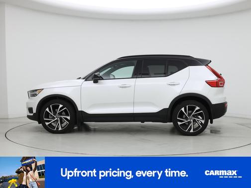 2021 Volvo XC40 T5 R-Design