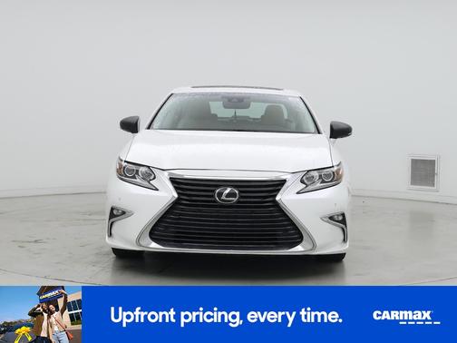 White 2018 Lexus ES 350