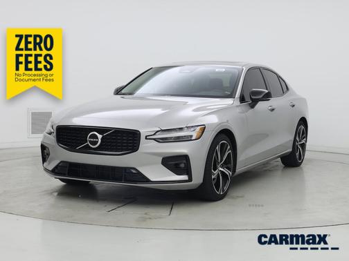 Gray 2023 Volvo S60 B5 Plus Dark Theme