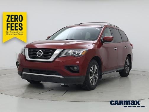 Red 2017 Nissan Pathfinder SL