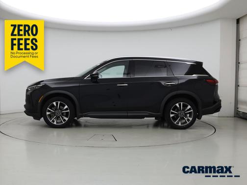 Black 2023 INFINITI QX60 Luxe