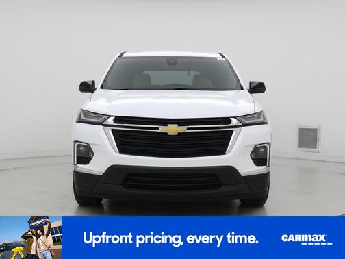 White 2022 Chevrolet Traverse LS