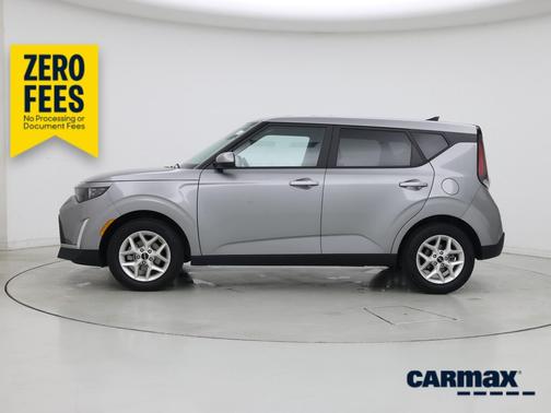 Gray 2025 Kia Soul LX