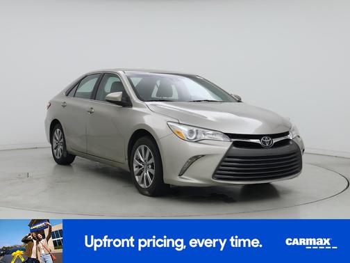 Gold 2017 Toyota Camry XLE