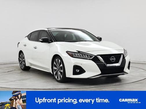 White 2023 Nissan Maxima Platinum