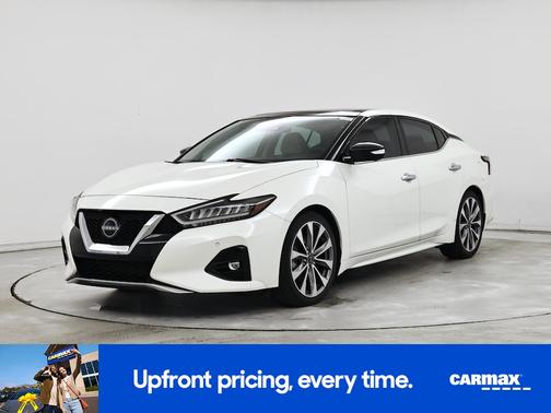 White 2023 Nissan Maxima Platinum