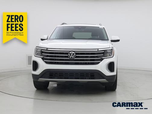 White 2025 Volkswagen Atlas SE w/Tech