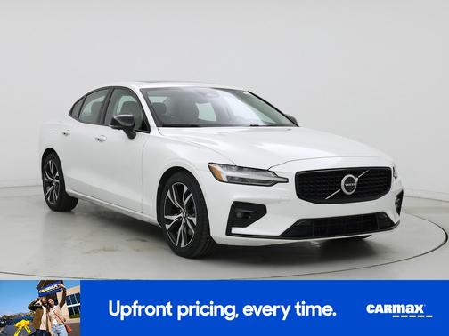 2025 Volvo S60 B5 Plus