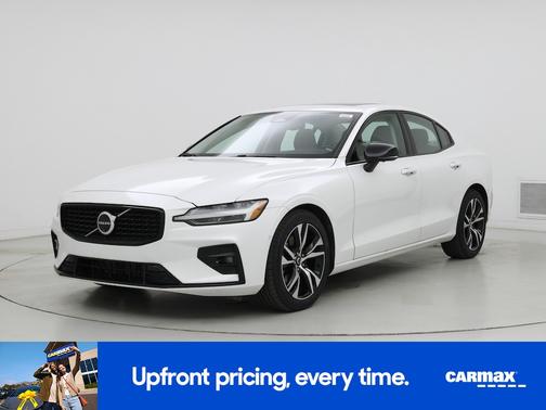 2025 Volvo S60 B5 Plus