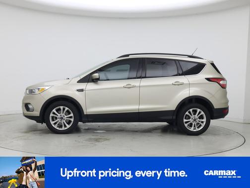 Gold 2018 Ford Escape SE