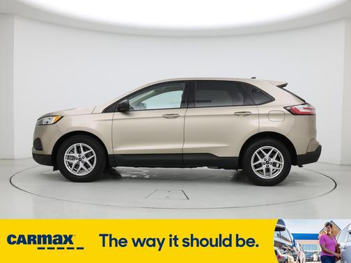 2021 Ford Edge SE