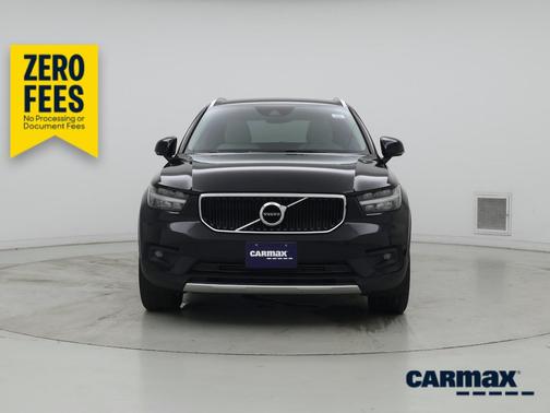 Black 2021 Volvo XC40 T4 Momentum