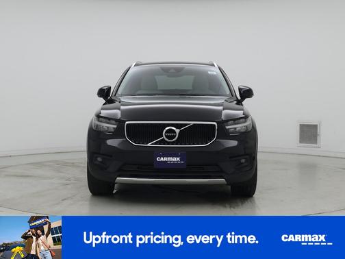 Black 2021 Volvo XC40 T4 Momentum