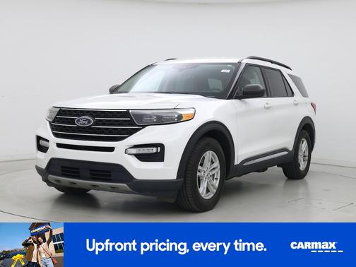 White 2024 Ford Explorer XLT